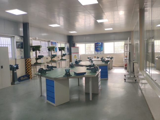 1608020905.jpg 2.jpg