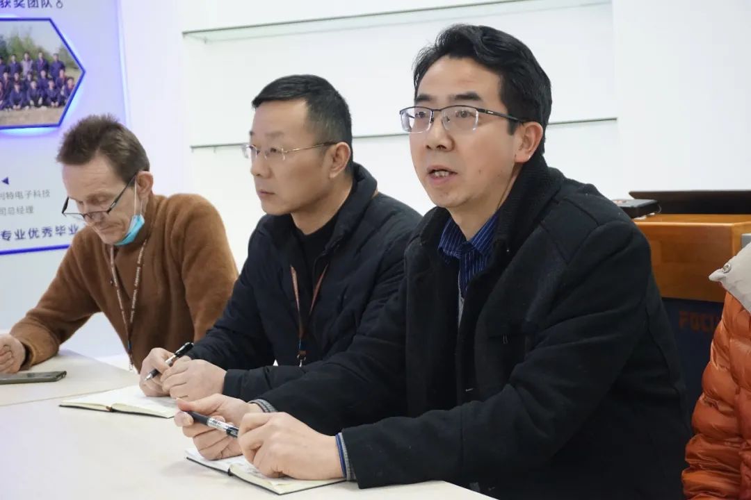 1614156593.jpg 1614156593.jpg