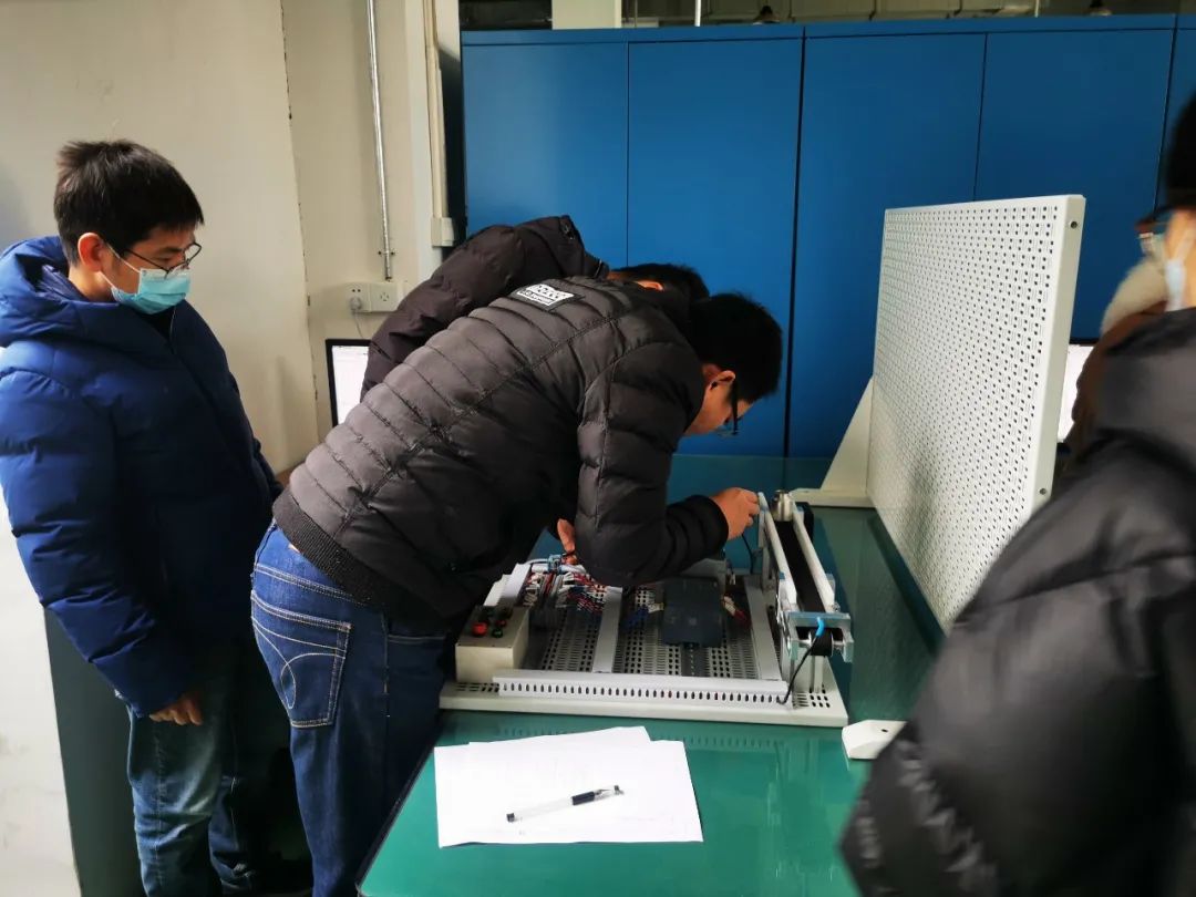 1614157186.jpg 1614157186.jpg